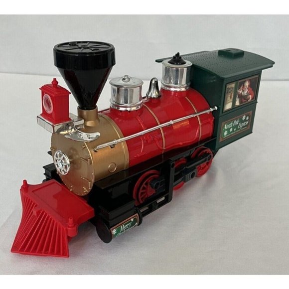 Eztec North Pole Express G Scale Locomotive Christmas Train Engine Tested Works - Picture 9 of 11
